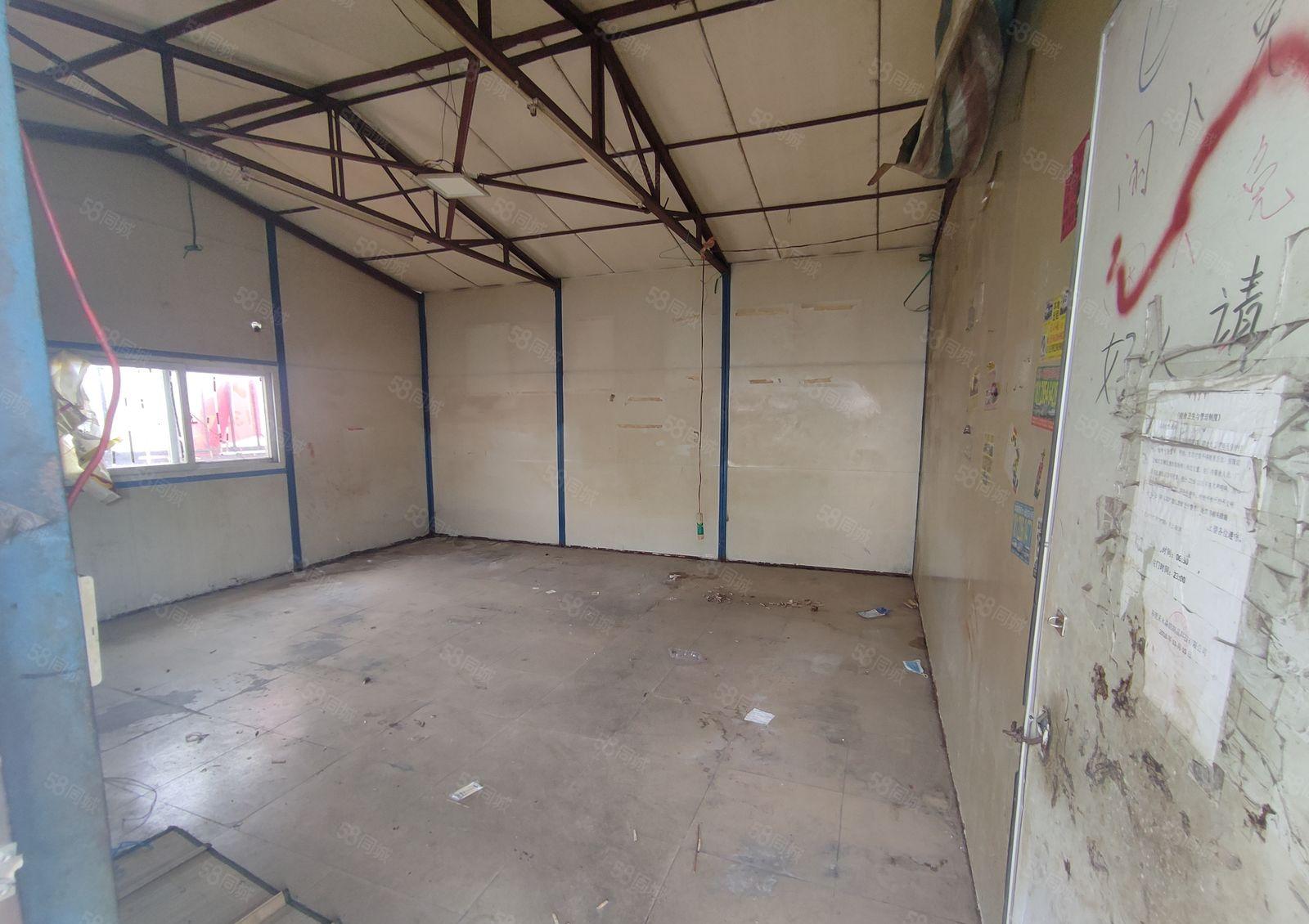 靠高速口单一层钢构6000厂房出租，做物流仓库也合适