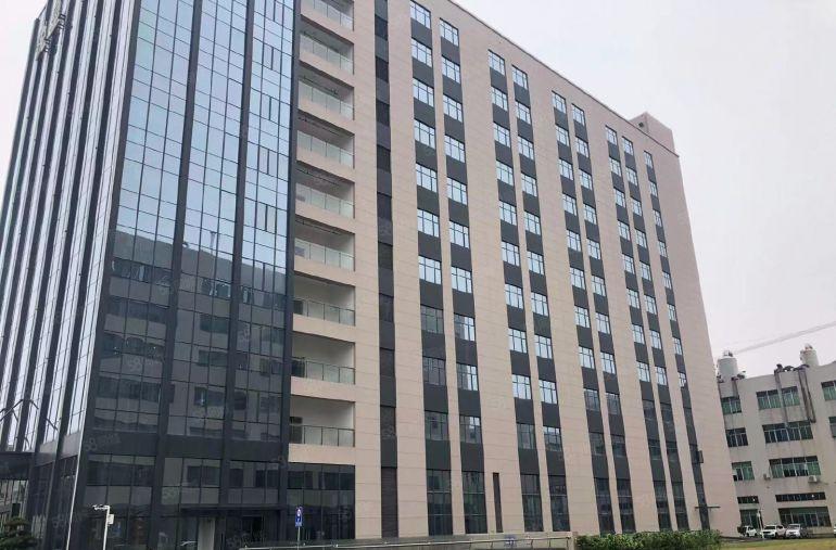 塘厦高速口科苑城新出原房东楼上一整层3000平厂房仓库出租