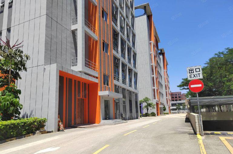 塘厦龙背岭工业区原房东红本厂房1500平出租精装修水电齐全