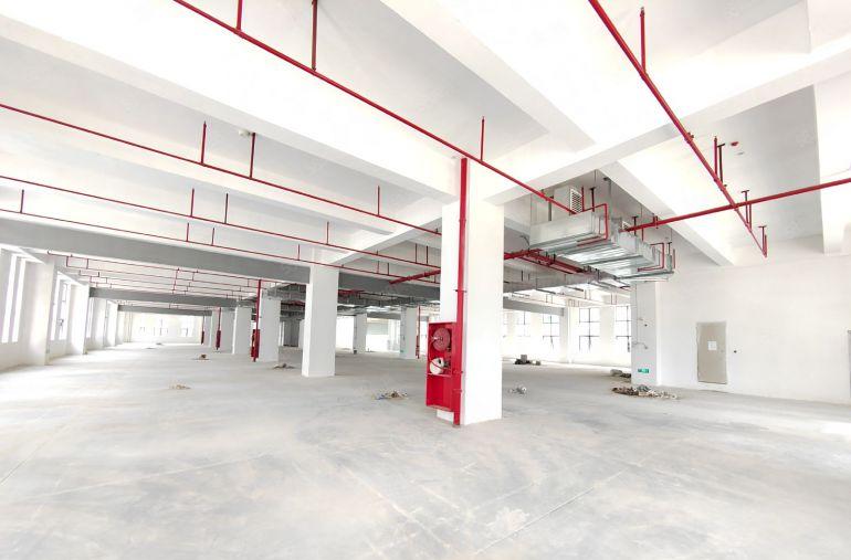 免租期2个月起，石鼓原房东楼上每层2000平米出租，行业不限