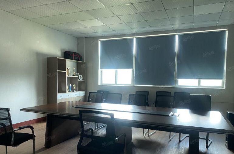 塘厦清湖头楼上1450平精装修厂房出租，带前台办公流水线拎包