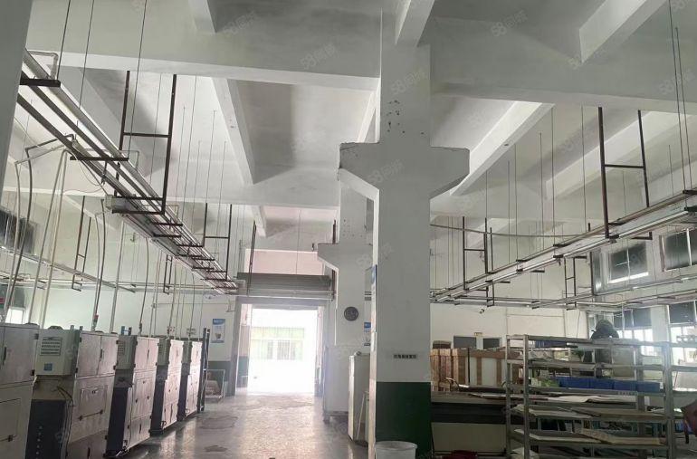 塘厦镇外环高速出口标准厂房一楼1700平方带办公室出租