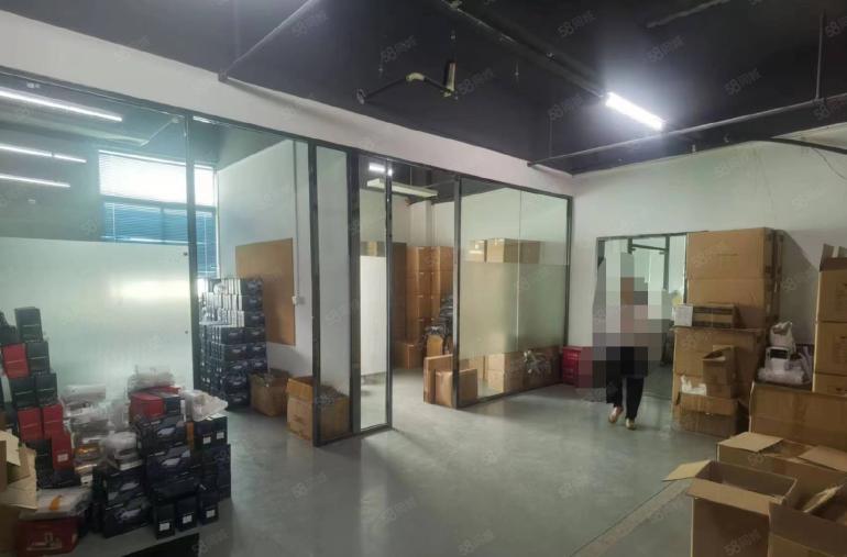 塘厦高速口沙湖新出原房东楼上1500平带装修厂房仓库出租