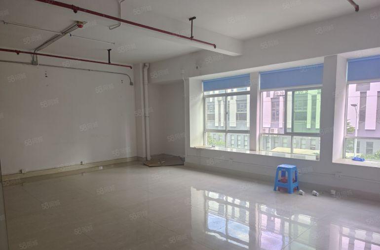 塘厦大坪！！精装修消防喷淋新出3楼650平精装修厂房出租