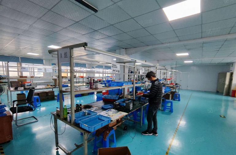 塘厦林村楼上整层1050平精装修厂房出租，可办环评无转让费用