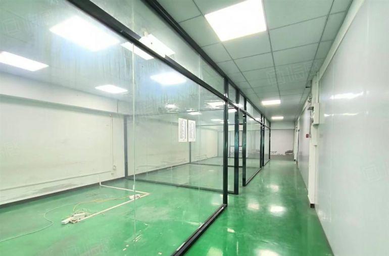 塘厦科苑城零公摊楼上900平精装修办公前台水电 标准厂房出租