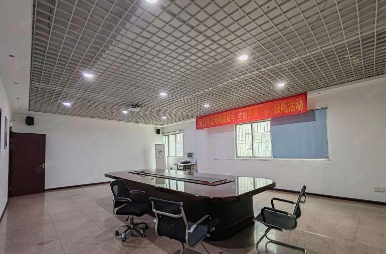 塘厦新出原房东独院二楼仓库厂房，带精装办公室可分租，3吨电梯