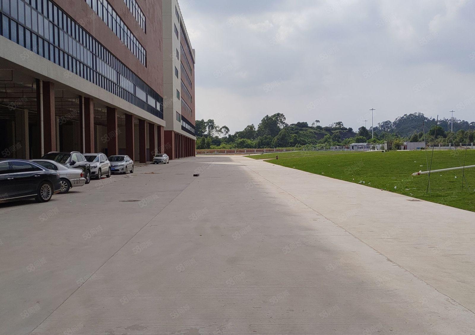 凤岗塘厦清溪交界处原房东十万平全新厂房出租大小分租