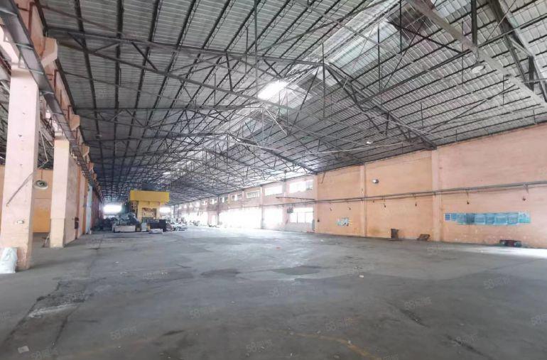 带卸货平台单一层钢构独院厂房出租独栋2000平方低价仓库可分