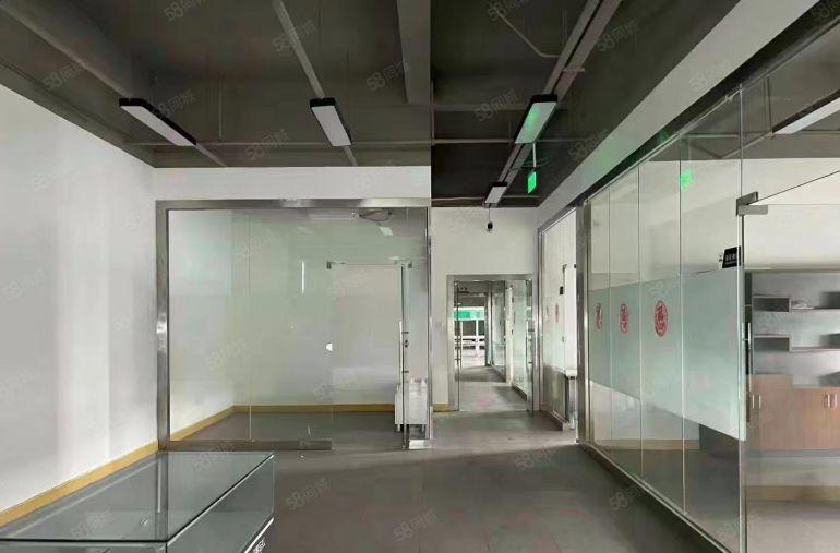 塘厦新出原房东，漂亮精装修地坪漆厂房仓库出租，3吨电梯形象好