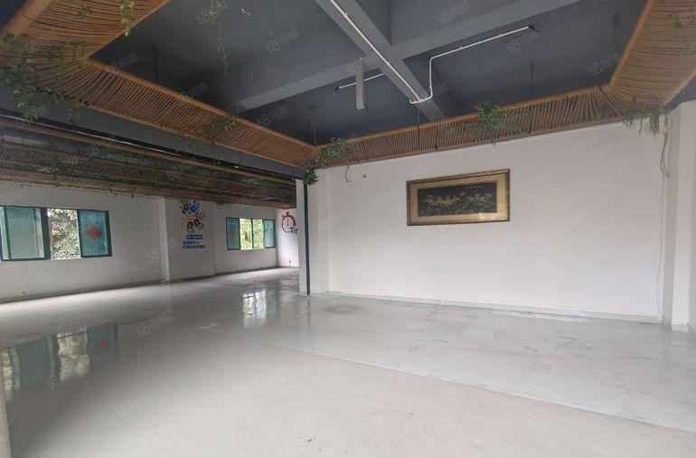 塘厦横塘新出2楼带装修700平标准厂房出租，配特大电梯