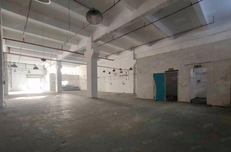 厂房出租原房东一楼带牛角 适合机械五金模具注塑家具组装