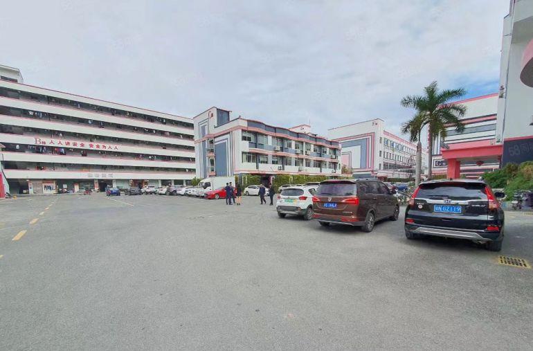 塘厦龙背岭工业区2楼1000平方精装修办公室厂房出租水电齐全