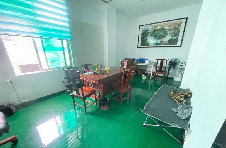 塘厦新出无尘车间780平方，现成装修，适合电子贴片蓝牙耳机等