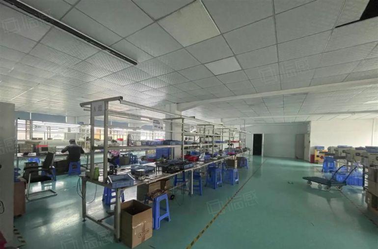 塘厦工业园新空三楼洁净厂房1050平，配套装修办公水电拎包入