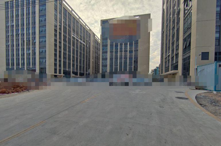 塘厦林村原房东自有厂房4万平方出租，可分租主线到车间交通方便