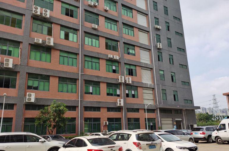 塘厦大坪现成装修楼上厂房1250平米出租