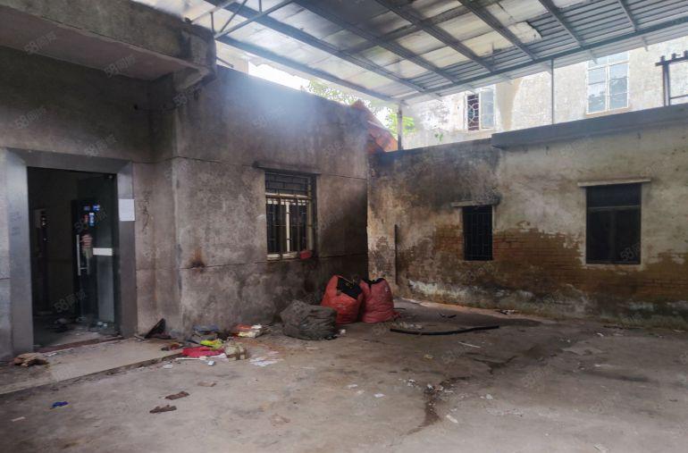 东莞市塘厦镇500平方偏僻小独院钢构可做小污染。本地佬急租