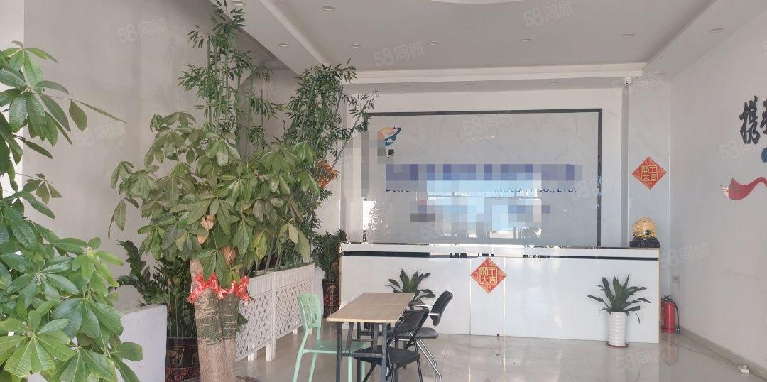 塘厦镇中心标准产业园空出现成装修1楼1680平方厂房出租