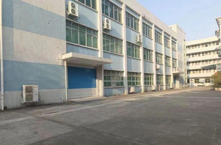 塘厦高速口精装修小独院厂房5200平可分租，水电办公室齐全