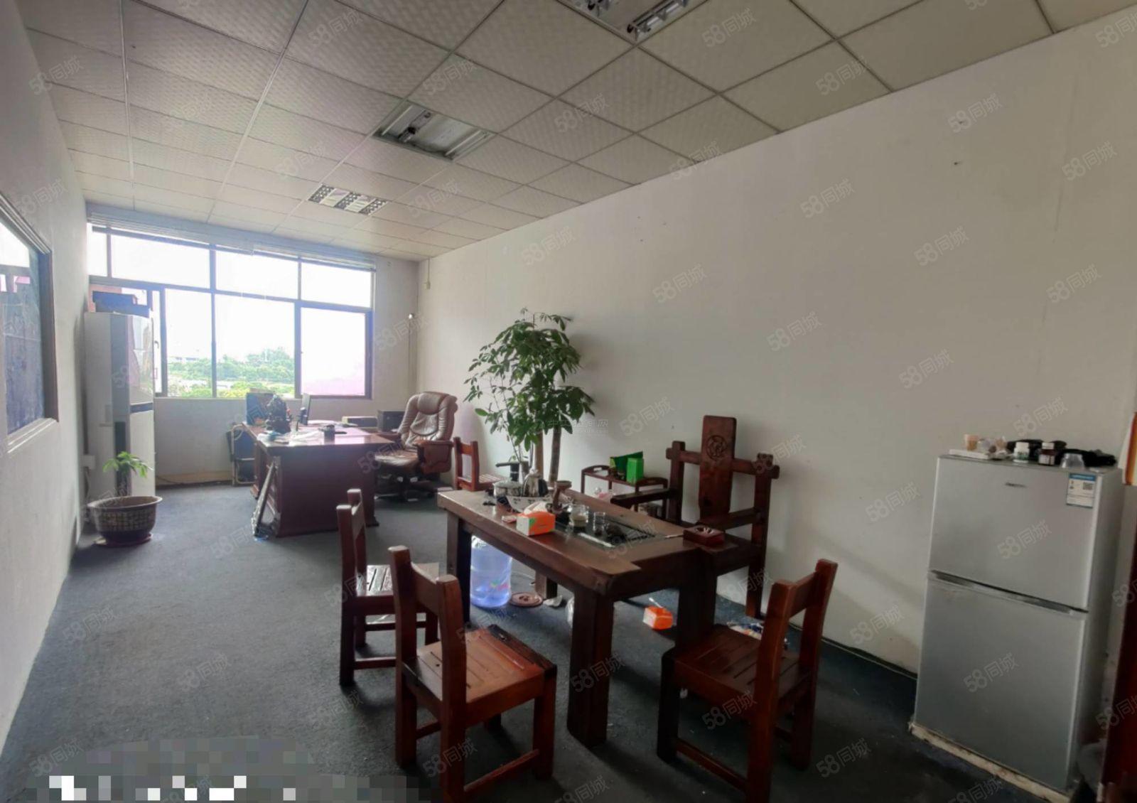 2楼带电梯 没有公摊 按实际平方出租