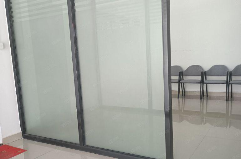 塘厦浦心湖门面一楼300平仓库厂房出租，精装修 主干道人流旺