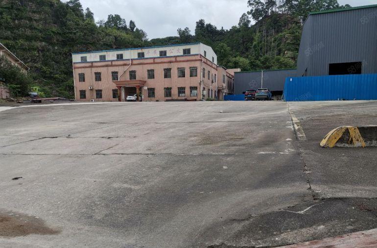 塘厦镇168工业区新建7米高独院钢构厂房8600平方出租可分