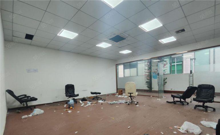 500起分原房东塘厦标准厂房实际面积出租，现成装修 近高速口