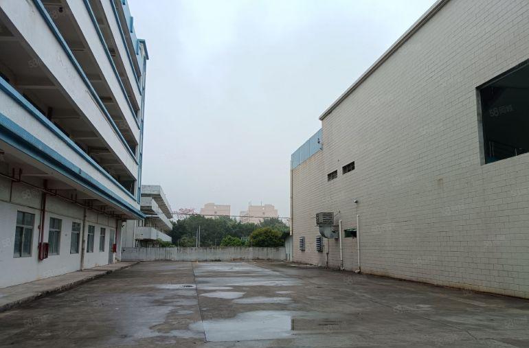 两层厂房出租，一楼6米带牛角，塘厦镇独门独院，花园式厂房出租