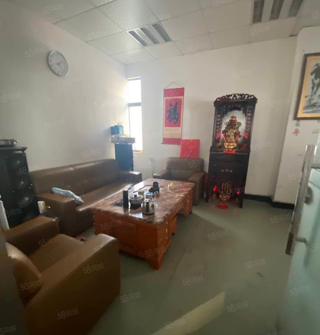 塘厦清湖头标准1楼630平方实际面积带装修厂房出租