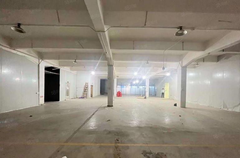 莲湖独院一楼800平仓库厂房出租，现成办公室，水电，