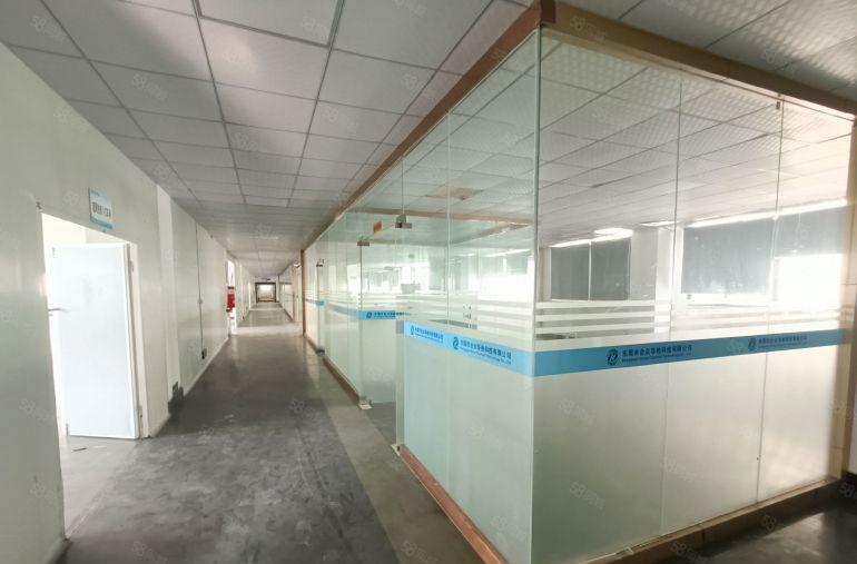 塘厦高速口新出原房东楼上1000平精装修厂房仓库出租，可分租