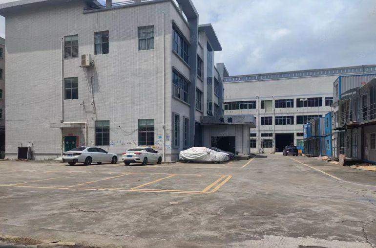 清湖头新出15419平方标准厂房，大小可分租，空地大