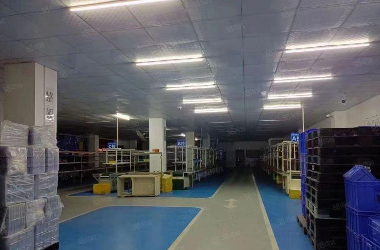 塘厦林村楼上1200平现成4条流水线办公水电，电子组装加工