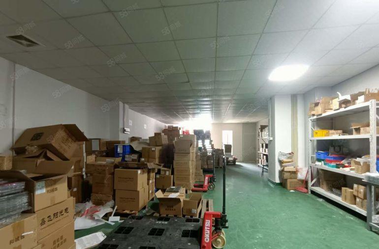 塘厦石鼓新出楼上厂房550平部分无尘车间，价格优惠出租！