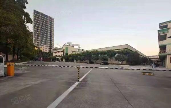 塘厦诸佛岭738平钢构厂房出租，空地可进20米拖车，高7米