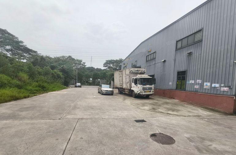 寮步镇独院，钢构2400平方。高速路口，高度8米，形象好