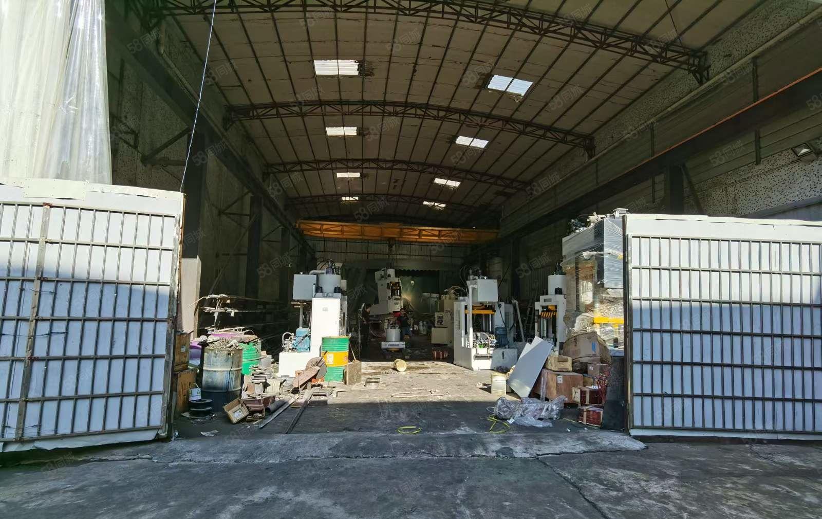 寮步西溪月底空出，600平单一层钢构厂房出租，带行车办公室