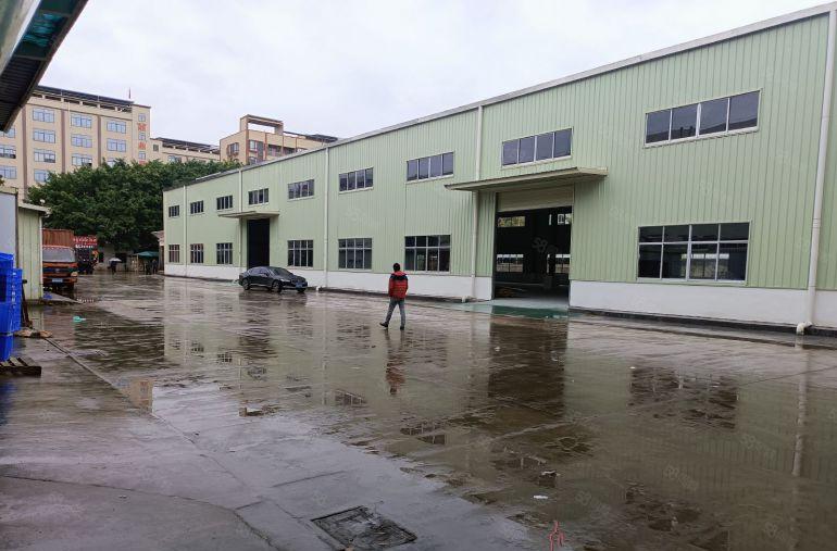 寮步镇华南城，小独院钢构1800平，实际面积高度9米，形象好