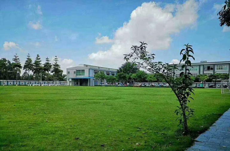 寮步华南工业区独院花园式厂房10000平方，形象好