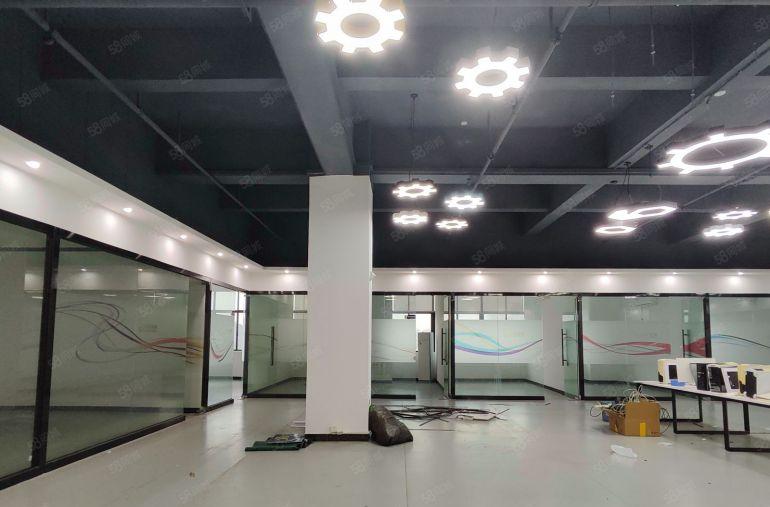 寮步整层3000平方厂房出租带现成豪华装修办公室水电齐全