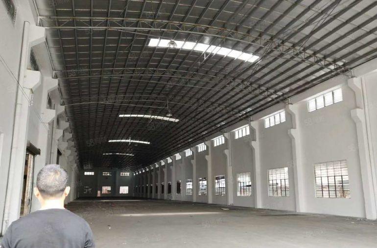 华南城 独院 单一层钢构 2800平方 带行车 高度10米