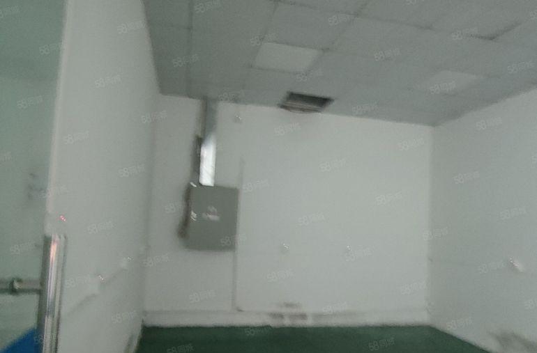 寮步汽车城650平精装修一楼出租，现成水电办公，