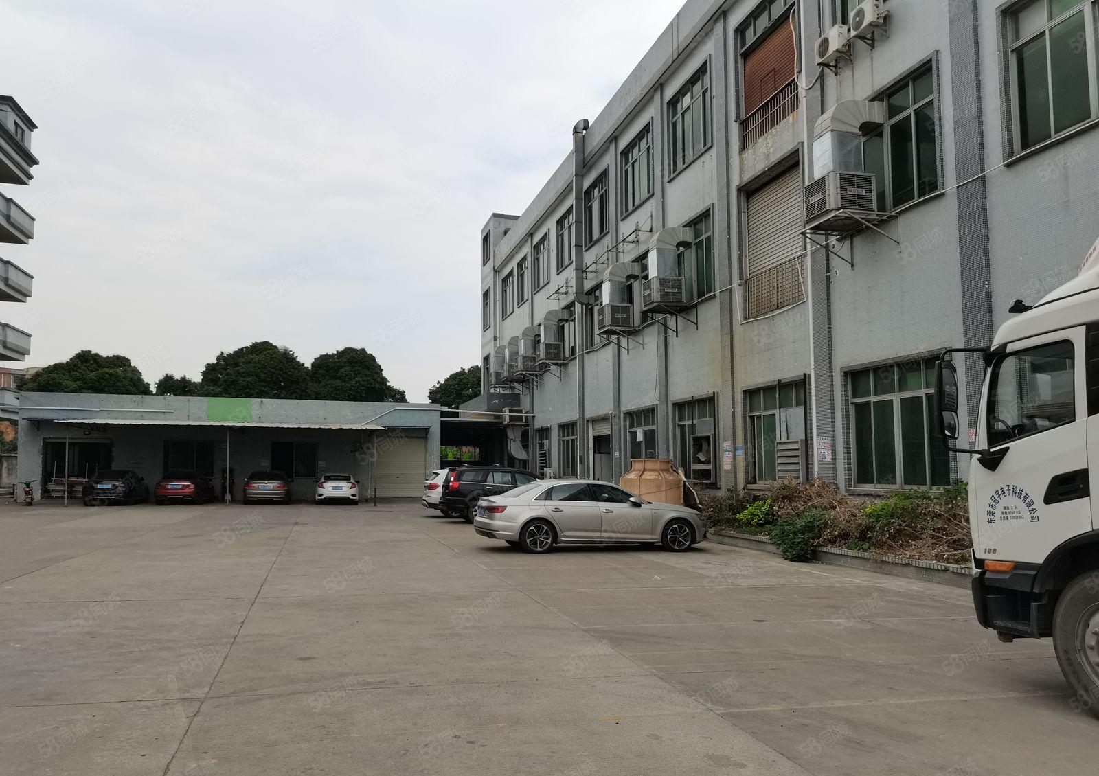 寮步石龙坑靠松山湖一楼900平方出租带办公室