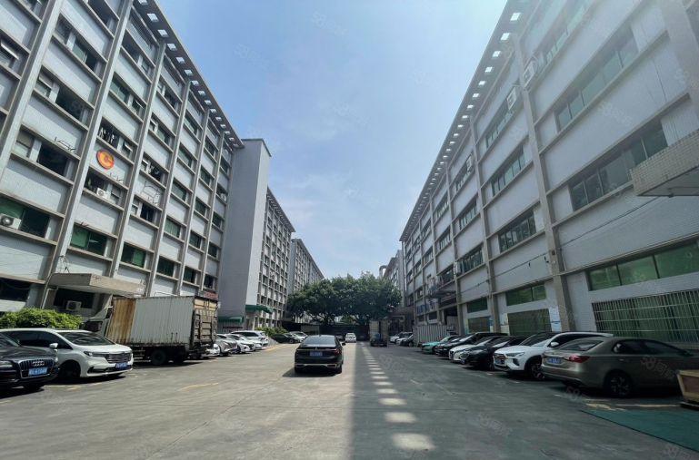 524 平精装厂房出租，寮步横坑，靠近百业五金城，汽车东站