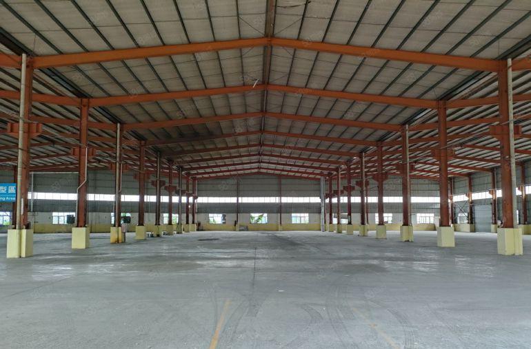 寮步新建厂房滴水10米，旁边无居民，在大马路边！大小好分租