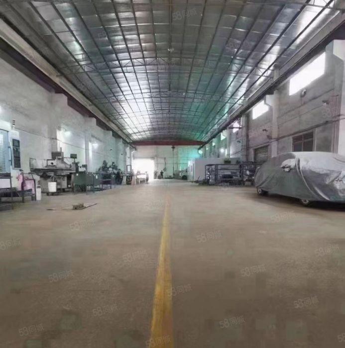 寮步 凫山 8米高 钢构 厂房出租1500平方,九成新