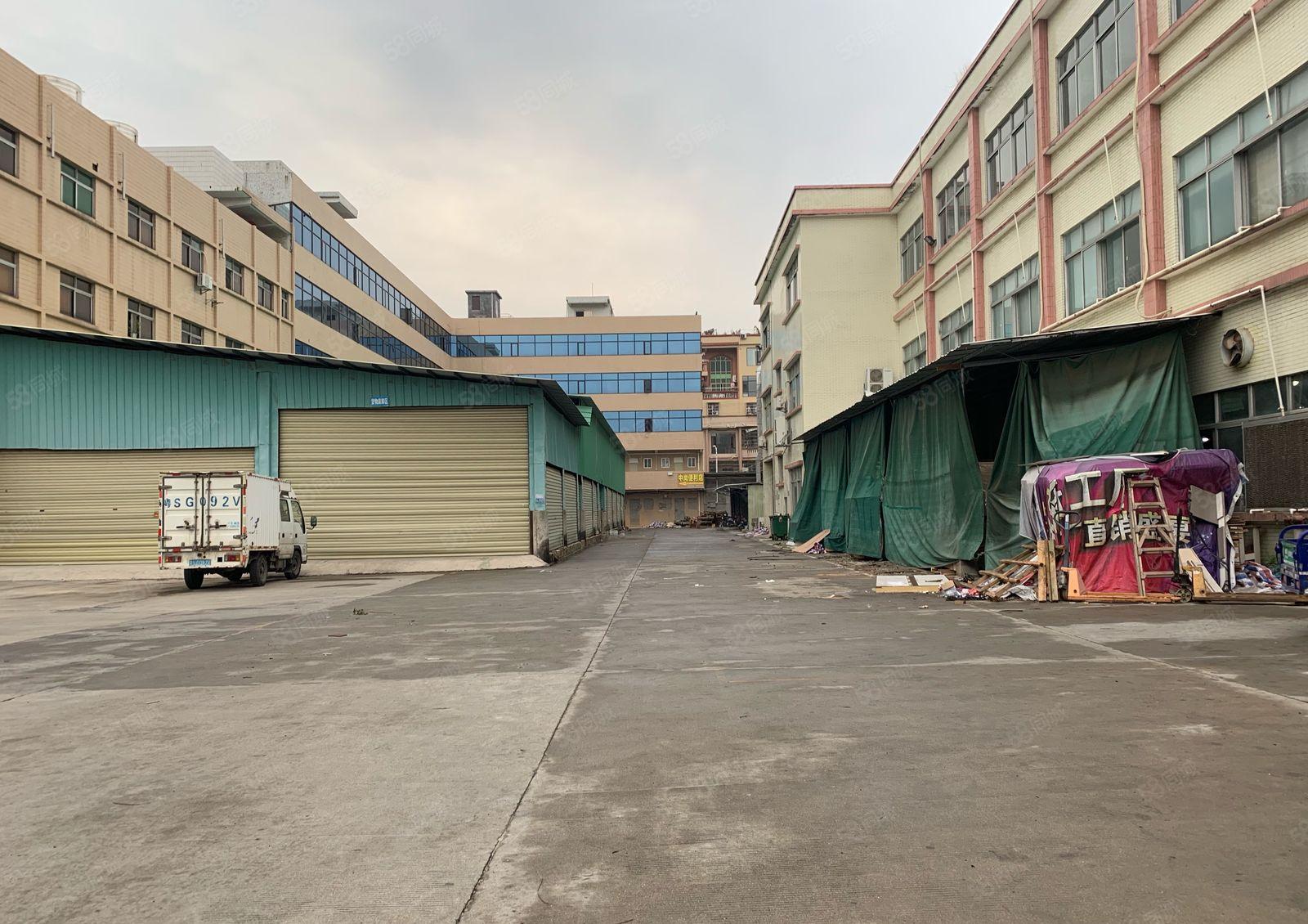 寮步凫山靠松山湖二楼整层面积2800平方，现成办公室装修