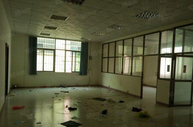 寮步 泉塘 独院 厂房出租 共5000平方，形象好