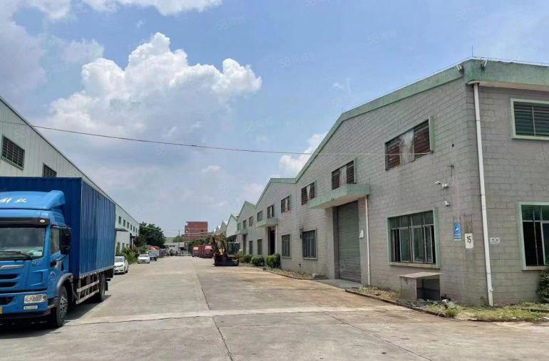 寮步园区单一层厂房每栋3500平低价出租，滴水10米带牛角！